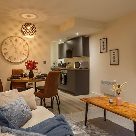 Modern And Cozy Two-Bed Apartment In Bradford Bradford  Extérieur photo