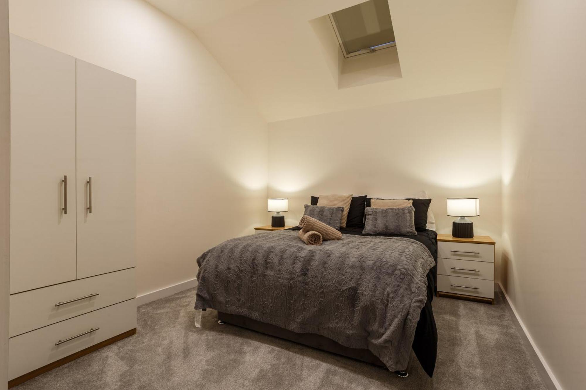 Modern And Cozy Two-Bed Apartment In Bradford Bradford  Extérieur photo